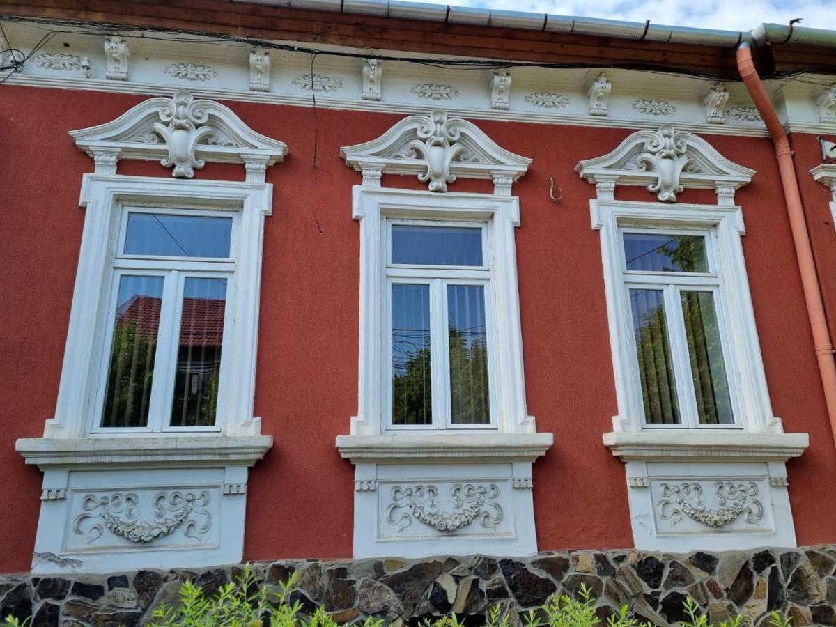 Апартаменти Casa Victoria Тиргу-Муреш Екстер'єр фото